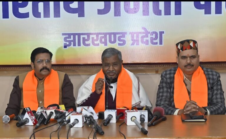 मुआवज़ा राजनीतिक फायदे के आधार पर तय कर रही है सरकार: बाबूलाल मरांडी