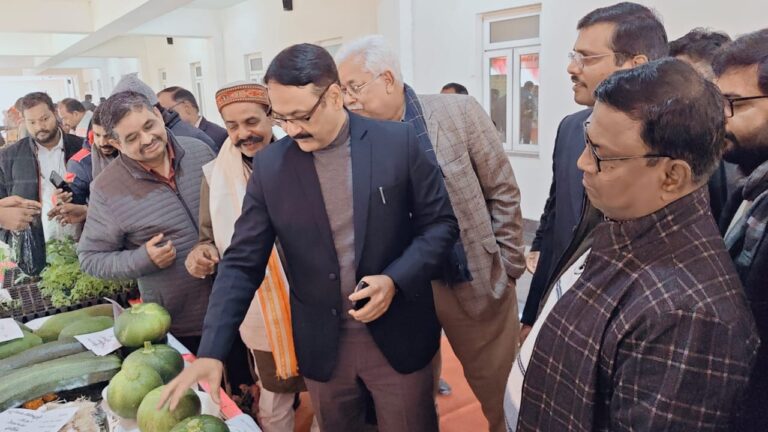 किसान सम्मान दिवस: कृषि मेला, प्रदर्शनी व रबी गोष्ठी का आयोजन
