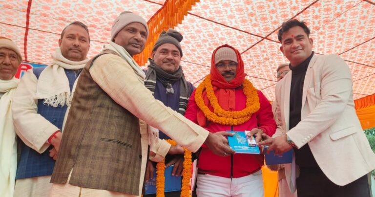 स्व. बालेश्वर प्रसाद की पुण्यतिथि पर शिक्षा और समाज निर्माण पर हुआ विचार-मंथन