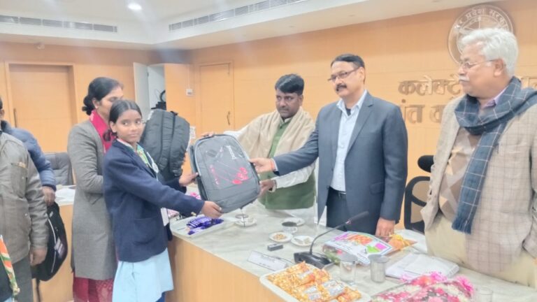 वीर बाल दिवस पर साहस और संस्कार का संदेश, बच्चों का हुआ सम्मान