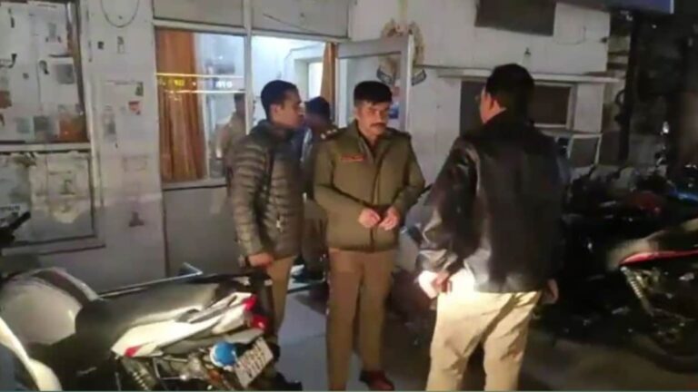 Gorakhpur News: गोरखपुर पुलिस और आयकर विभाग ने पकड़ा 50 लाख रुपये का हवाला कारोबार