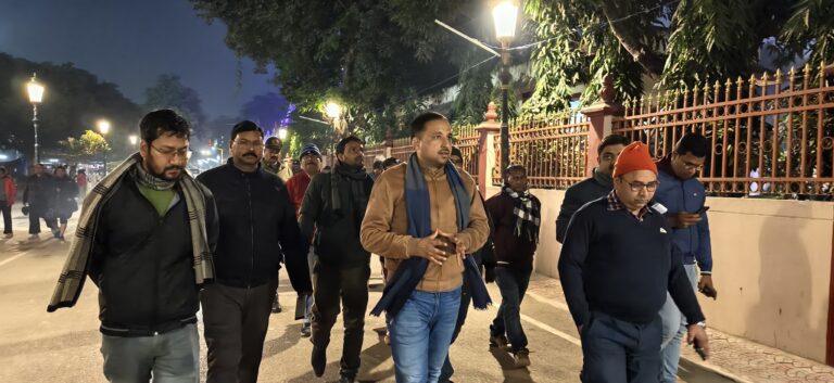 स्वच्छता और सजावट से सजेगा खिचड़ी मेला, नगर आयुक्त ने किया स्थलीय निरीक्षण