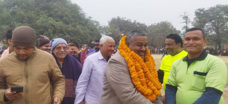 रामपुरकारखाना को 3 गोल से हराकर आजमगढ़ क्वार्टर फाइनल में पहुंचा