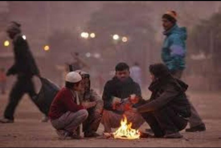 शीतलहर से कांपा बिहार, 4 दिनों तक राहत के आसार नहीं