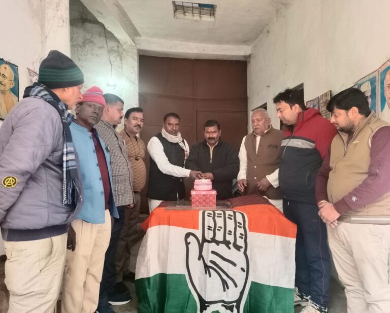 दबे कुचले व गरीबों ,महिलाओं की प्रबल हितैषी हैं प्रियंका गांधी – डॉ धर्मेन्द्र पांडेय