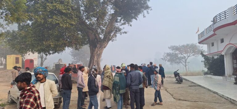 छाता गांव में मंदिर में बड़ी चोरी, ताले तोड़कर मां दुर्गा के गहने और दानपात्र ले गए चोर