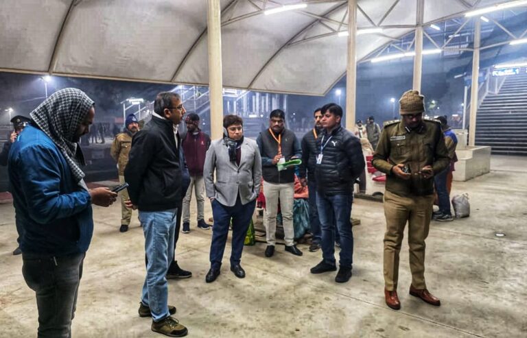 माघ मेला 2026: मौनी अमावस्या पर डीआरएम की रेल निगरानी