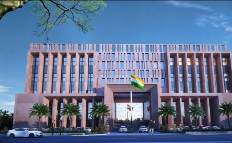 वर्दी, मर्यादा और विश्वास का संकट