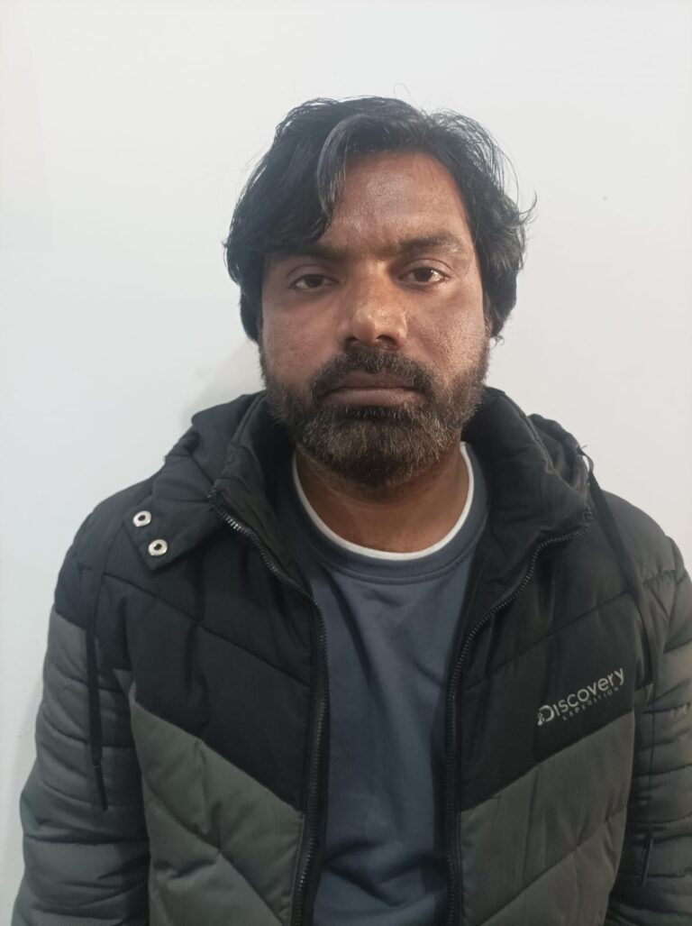 एंटी करप्शन की बड़ी कार्रवाई: बिजली विभाग का टेंडर बाबू 5 हजार की रिश्वत लेते रंगे हाथ गिरफ्तार