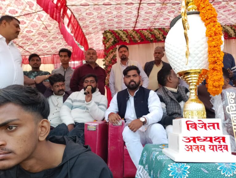 बाबा कालीचरण फुटबॉल प्रतियोगिता के फाइनल में गाजीपुर ने सिवान को हराकर जीती ट्रॉफी