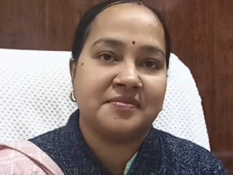 उच्च न्यायालय के आदेश की अनदेखी पड़ी भारी, देवरिया बीएसए निलंबित