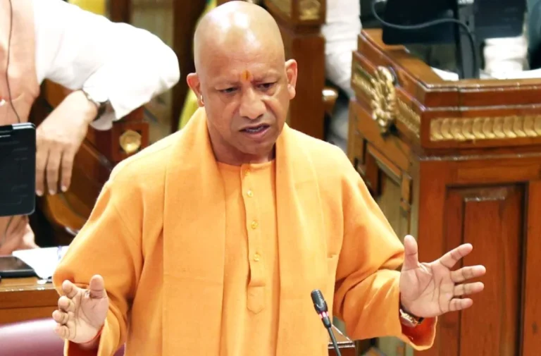 शंकराचार्य विवाद पर CM योगी का विधानसभा में बयान, कानून-व्यवस्था पर सख्त संदेश