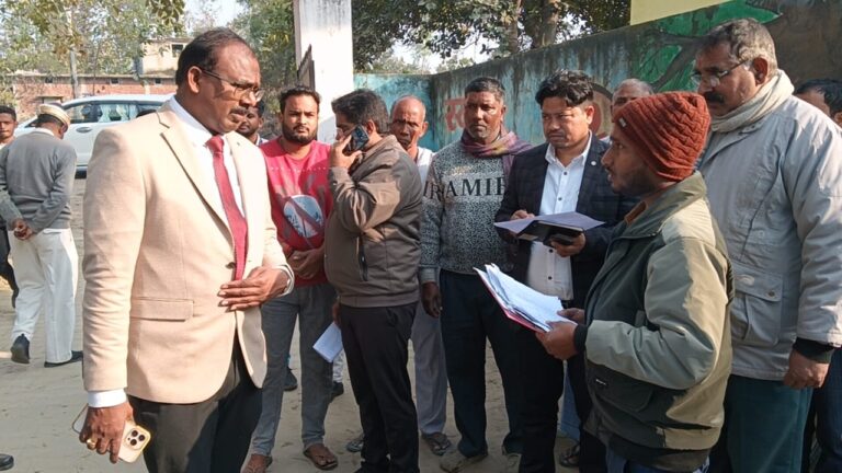 फार्मर रजिस्ट्री से कोई भी किसान न रहे वंचित: डीएम