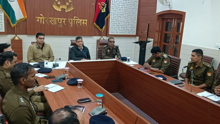 नवागत एसएसपी डॉ. कौस्तुभ की पहली मैराथन बैठक