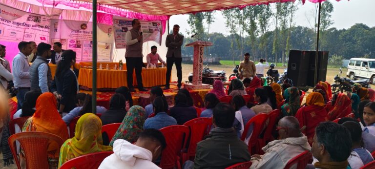 देवरिया में वित्तीय साक्षरता मेगा कैंप आयोजित