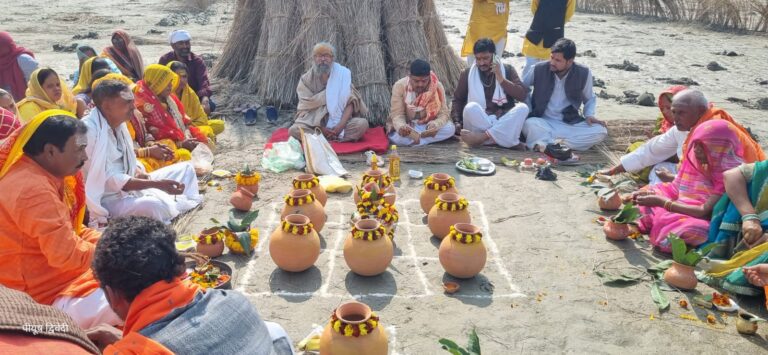 महाशिवरात्रि पर शिव मंदिर कठौडा में श्रीमद्भागवत ज्ञान यज्ञ का भव्य आयोजन