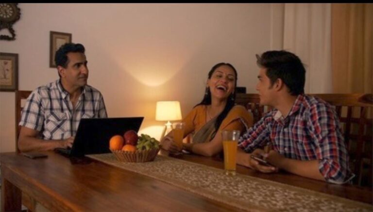 कलह ही दरिद्रता की जड़: संवाद और सौहार्द से ही समृद्धि संभव