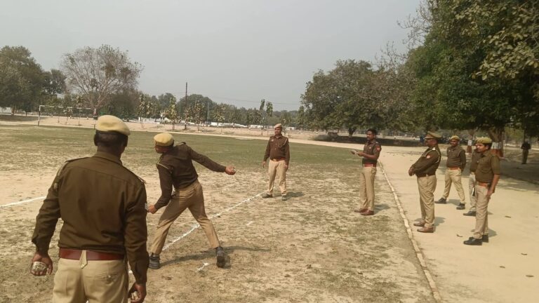 पुलिस लाइन में रिक्रूट आरक्षियों का शस्त्र प्रशिक्षण में रबर बुलेट व डमी ग्रेनेड थ्रो की करायी गयी परीक्षा