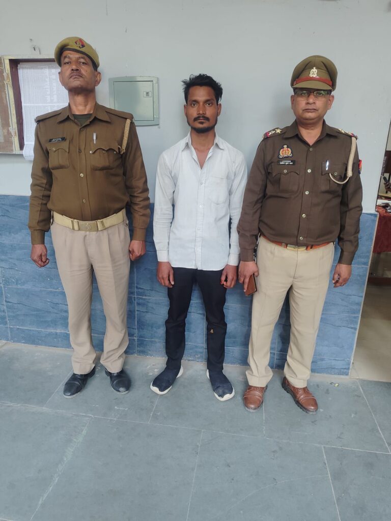 देवरिया में नाबालिग अपहरण मामले में आरोपी गिरफ्तार, पाक्सो एक्ट में बढ़ाई गई धाराएं