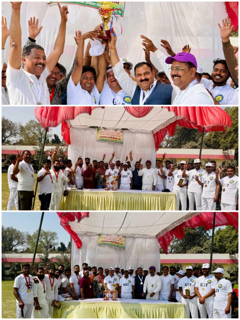 देवरिया में GST स्थापना दिवस पर मैत्री क्रिकेट मैच, विभाग-व्यापारियों में बढ़ा सामंजस्य