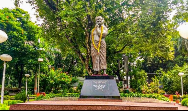 24 साल की उम्र में अमर हो गए आज़ाद: जानें पूरी गाथा