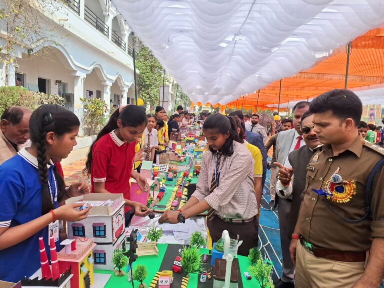 नवाचार और वैज्ञानिक सोच का संगम: प्रभा पब्लिक स्कूल में सजी विज्ञान प्रदर्शनी