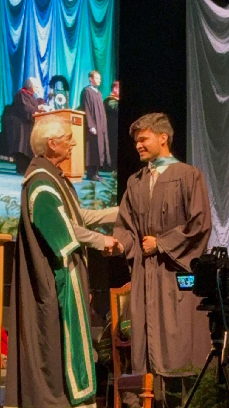 भाटपार रानी से कनाडा तक: उज्जवल दीक्षित की ग्लोबल उड़ान