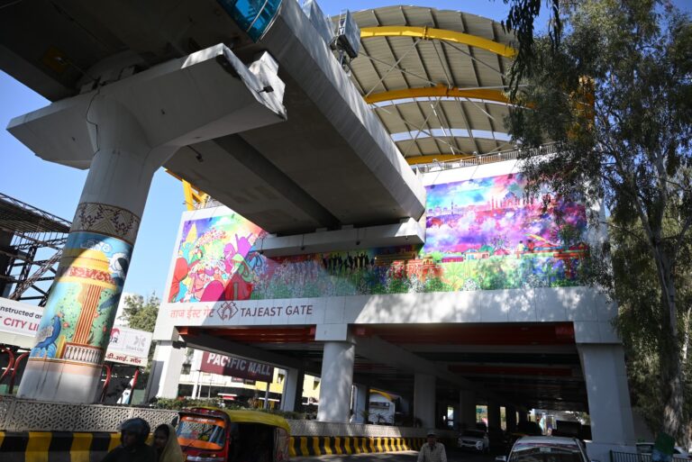 पार्किंग, मेट्रो और सुविधा—ताज महोत्सव 2026 का स्मार्ट सफर