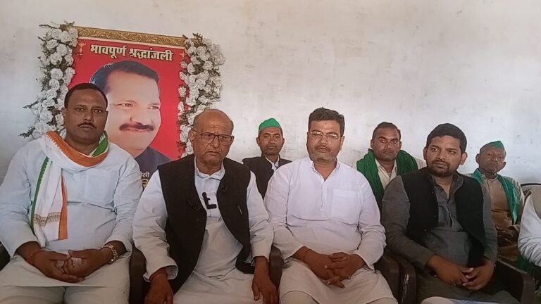 घोसी चीनी मिल के बन्द किए जाने से आहत विपक्ष 2 मार्च को चीनी मिल के गेट पर देगा धरना