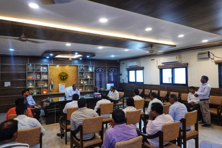 अफवाहों पर प्रशासन सख्त: जिले में डीजल-पेट्रोल और गैस की कोई कमी नहीं — डीएम