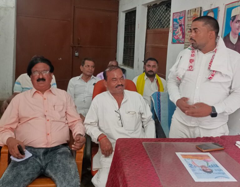 रसोई गैस की आपूर्ति को ठीक करे सरकार आमजन परेशान – डॉ धर्मेन्द्र पांडेय