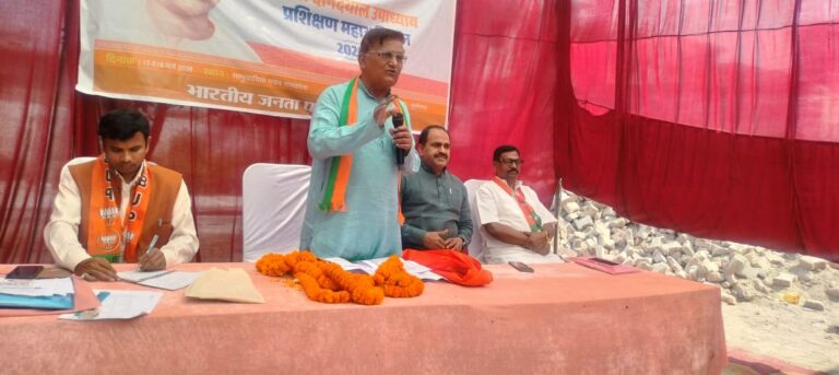 कुशीनगर: विचारधारा आधारित संगठन ही मज़बूत सरकार का आधार : मदन गोविन्द राव