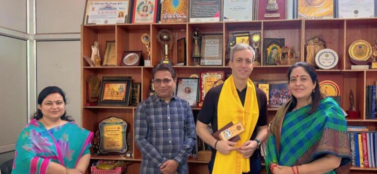 अंतरराष्ट्रीय विशेषज्ञों ने गृह विज्ञान विभाग का किया भ्रमण, स्वास्थ्य मुद्दों पर हुआ मंथन