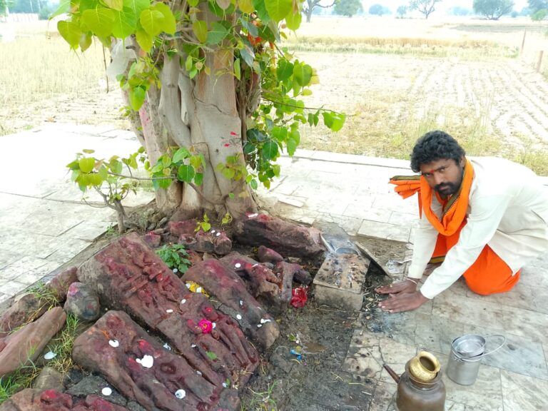 सभी भारतवासी गौ माता कि रक्षा के लिए आगे आये-धरम दास