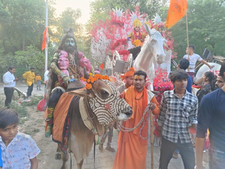 Agra Hanuman Janmotsav: अंजलि धाम में भव्य शोभायात्रा और ‘बाबा हनुमान’ जन्म की अनोखी प्रस्तुति