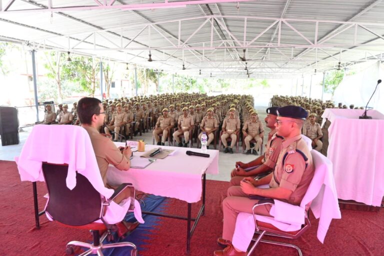 प्रशिक्षण ही आदर्श पुलिसकर्मी की नींव: एसपी शक्ति मोहन अवस्थ