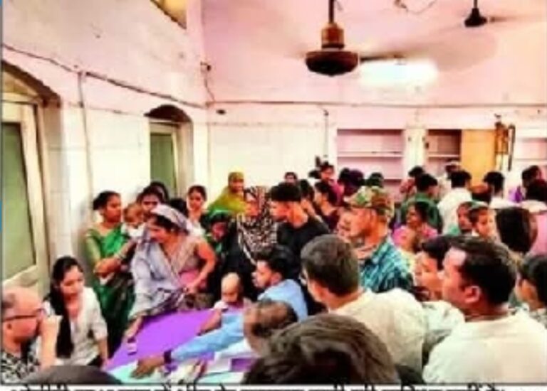 221 पद, सिर्फ 87 डॉक्टर: बलिया की स्वास्थ्य व्यवस्था चरमराई