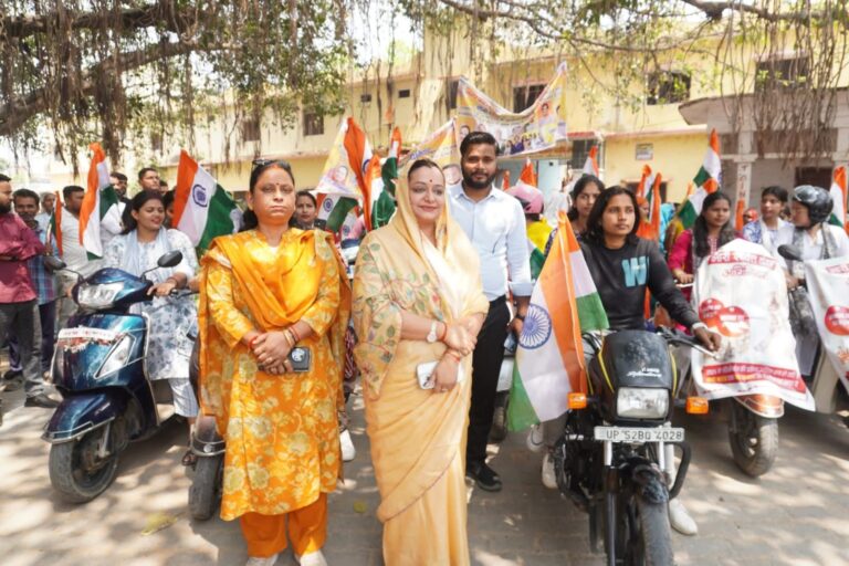 नारी शक्ति वन्दन अधिनियम के तहत बाईक स्कूटी रैली का आयोजन