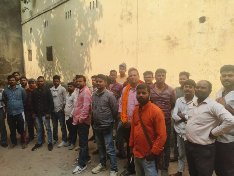 देवरिया में Flipkart डिलीवरी बॉय की हड़ताल: घटती मजदूरी, बीमा कटौती और OBD सिस्टम के खिलाफ फूटा गुस्सा