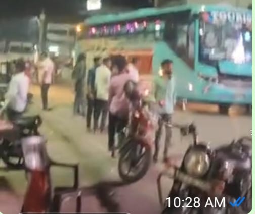 दिल्ली जा रही बस से महिलाओं की हिरासत, कई एंगल पर जांच