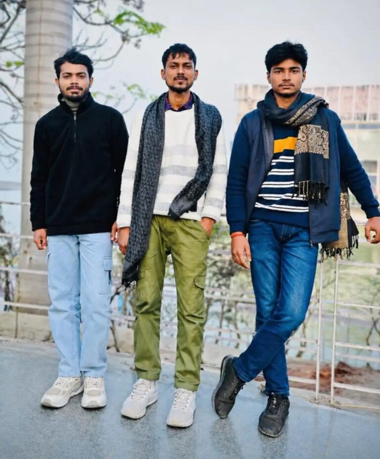 टैक्ट्रर-ट्रॉली से टकराकर स्कॉर्पियो सवार 3 दोस्तों की मौत