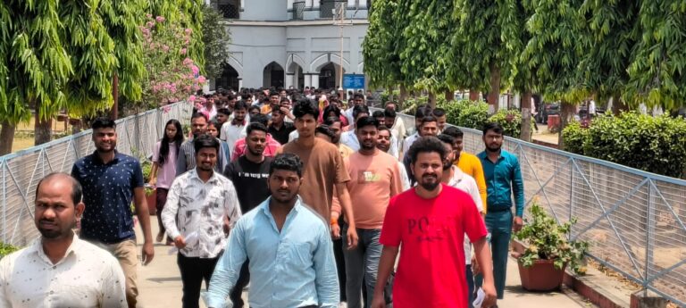 UP Home Guard Exam 2026: कड़ी सुरक्षा में संपन्न हुई भर्ती परीक्षा, 65 हजार से अधिक अभ्यर्थी शामिल