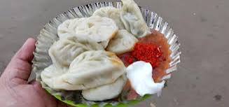 दिल्ली में मोमोज खाने से 12 लोग बीमार, बच्चे की हालत गंभीर