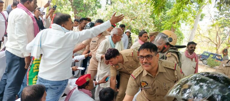 समाजवादी जिलाध्यक्ष सहित कई नेता हाउस गिरफ्तार, बरहज तहसील घेराव विफल
