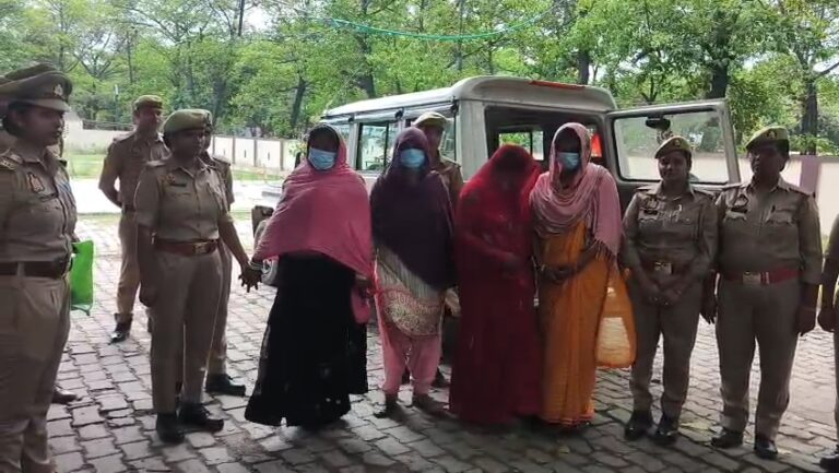 लुटेरी दुल्हन गिरोह का पर्दाफाश: फर्जी दुल्हन बनाकर लूटता था गिरोह, चार महिलाएं गिरफ्तार