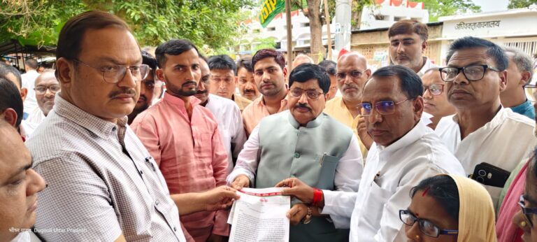 समस्याओं को लेकर सपा ने दी आंदोलन की चेताव