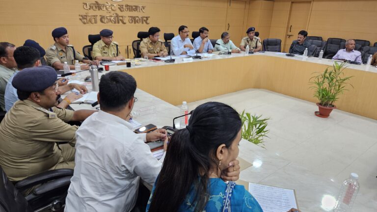 जिला सड़क सुरक्षा समिति की बैठक में यातायात सुधार पर जोर