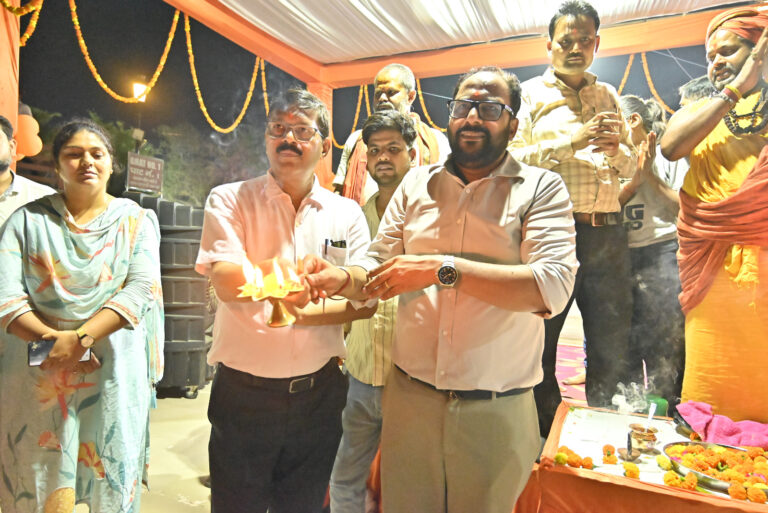जल एवं पर्यावरण संरक्षण के उद्देश्य से सम्पन्न हुआ सरयू आरती कार्यक्रम
