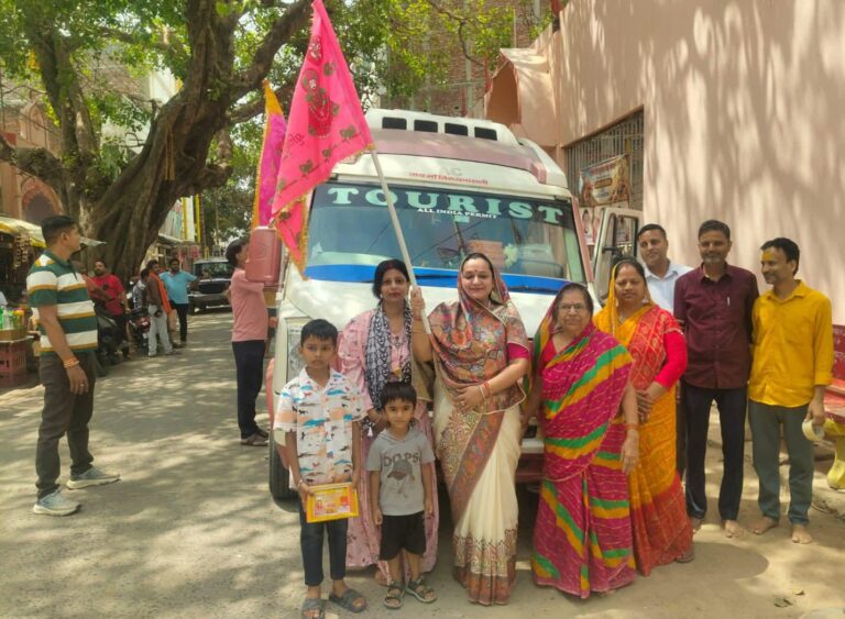 बरहज से पहली बार खाटु श्याम दर्शन यात्रा राजस्थान को प्रस्थान