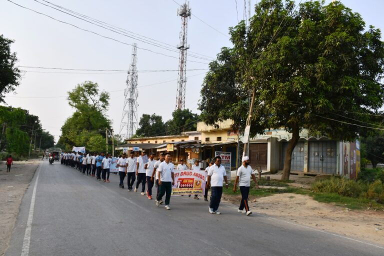नशा मुक्ति रैली मे एनसीसी कैडेट्स ने दिया जागरूकता का संदेश